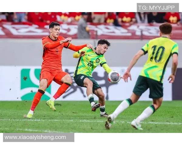 澳大利亚男足迎战韩国队力争在友谊赛中展现实力与风采 澳大利亚男足迎战韩国队力争在友谊赛中展现实力与风采