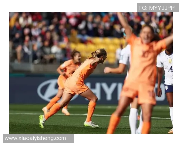 荷兰女足与雅典女足激战正酣谁能在这场较量中笑到最后