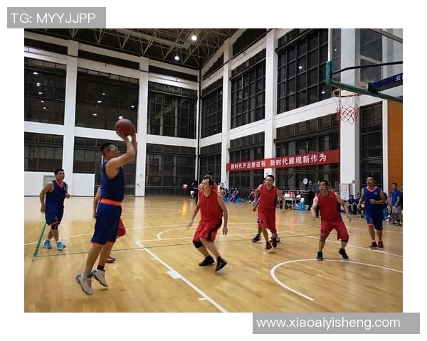 重庆篮球队运营体系探讨与战术创新分析