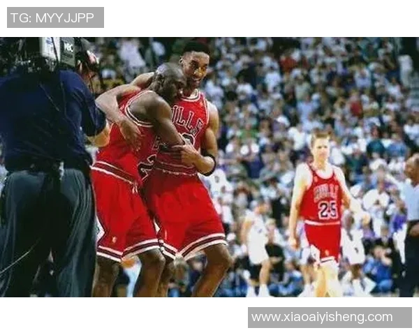 1997年NBA总决赛爵士队与公牛队的巅峰对决回顾与分析 1997年NBA总决赛爵士队与公牛队的巅峰对决回顾与分析