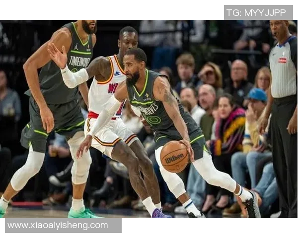 勇士与森林狼激战11场赛季对决精彩纷呈引发球迷热议